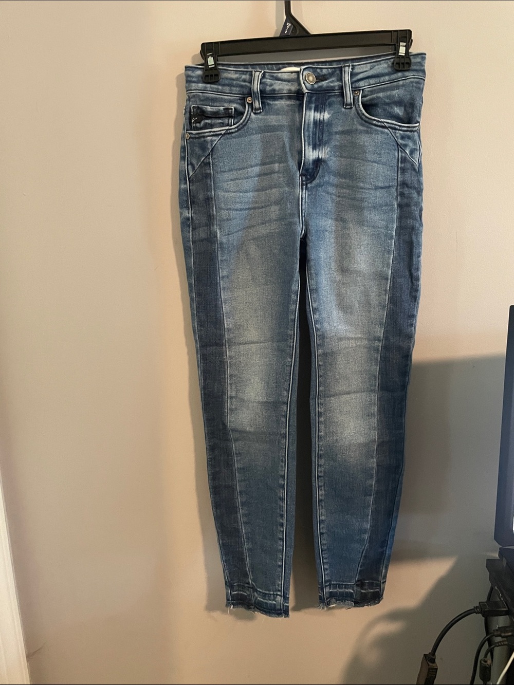 KanCan Women's Medium Wash Skinny Jeans